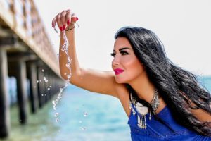 مشاهير تزوجوا في عمر الأربعين